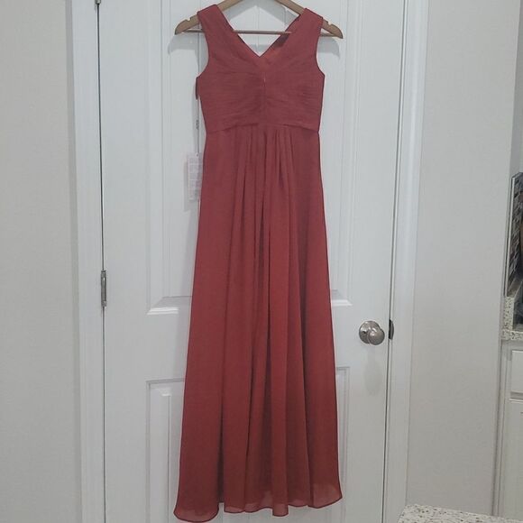 Jjs house, Nwt, long formal gown, size 10 junior - Picture 5 of 6